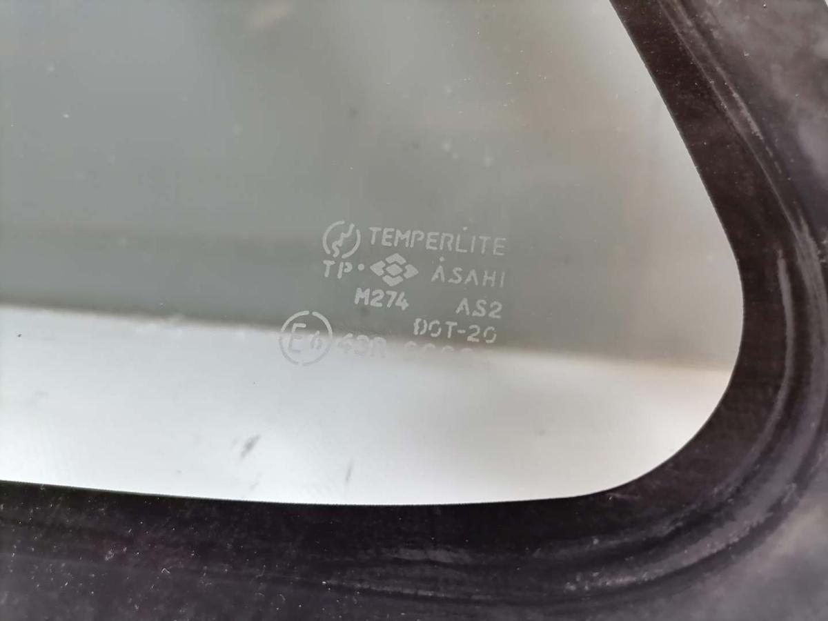 Honda Civic EC8 original Ausstellfenster Ausstellscheibe rechts Bj.1991